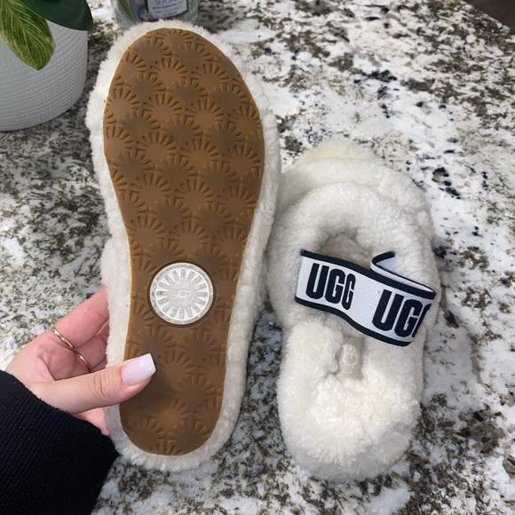 UGG Slides - Picture 5 of 8